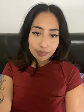 LorenaAnderson online show from October 7, 8:46 pm