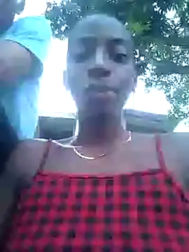 Snapshot of spicycouplex chatting on October 13, 10:56 pm spicycouplex online show from October 13, 10:56 pm