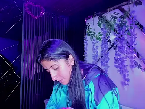 Cameron cutte online show from December 23, 3:32 am