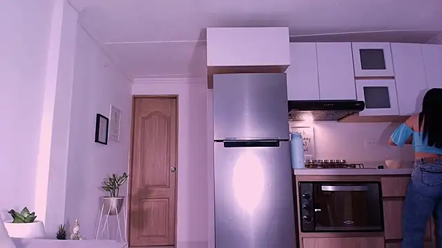 DannaHyde online show from February 16, 9:03 pm