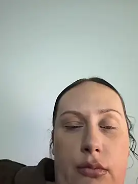 CurvyQueen2023 online show from March 30, 12:10 am