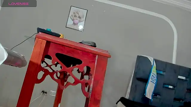 Jimena Grey online show from June 14, 2:24 am