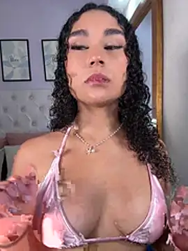 kitty kayo online show from March 18, 3:55 am