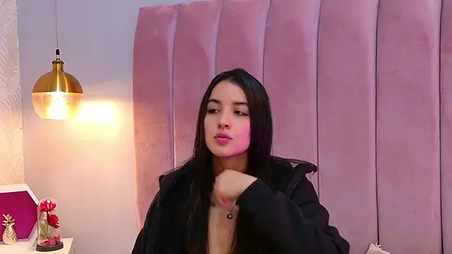 LeenaBrown online show from June 9, 12:26 pm