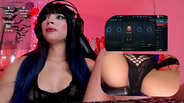 SweetieCloe  online show from July 15, 2:11 pm