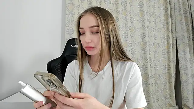 Sweet-bb online show from September 10, 9:04 pm