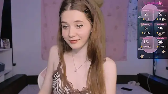 Snapshot of CoddleWeeper_ chatting on September 25, 6:28 pm CoddleWeeper online show from September 25, 6:28 pm