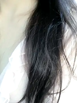 Snapshot of _Linez_ chatting on September 16, 6:38 pm  Linez  online show from September 16, 6:38 pm