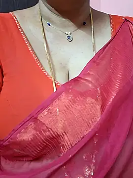 ananya956 online show from May 1, 9:07 pm