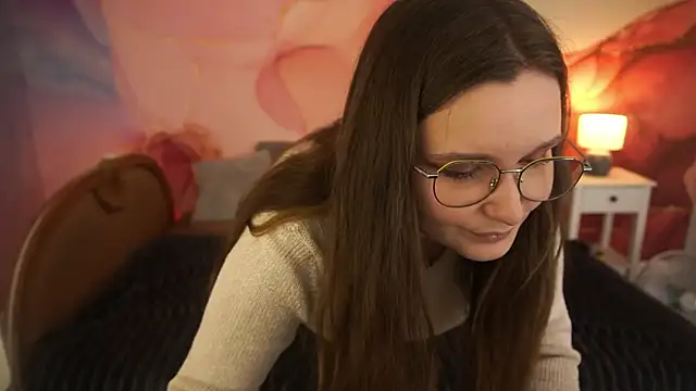 MagicPeachh  online show from November 10, 2:01 pm