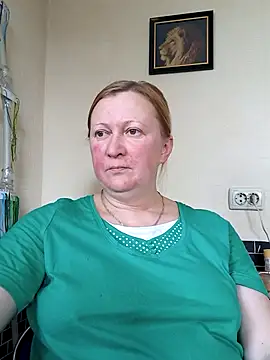 blondyaguar online show from April 2, 9:51 am