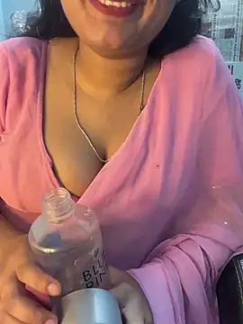 APKI WIFE  online show from May 16, 3:53 am