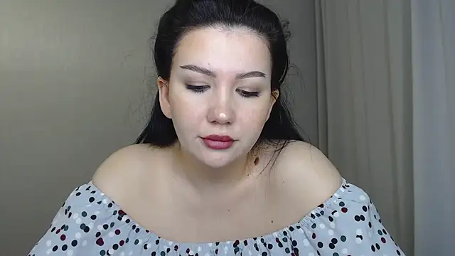 AlexaCruze online show from November 14, 5:46 pm