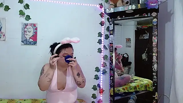 the lesbian game online show from October 28, 2:50 am