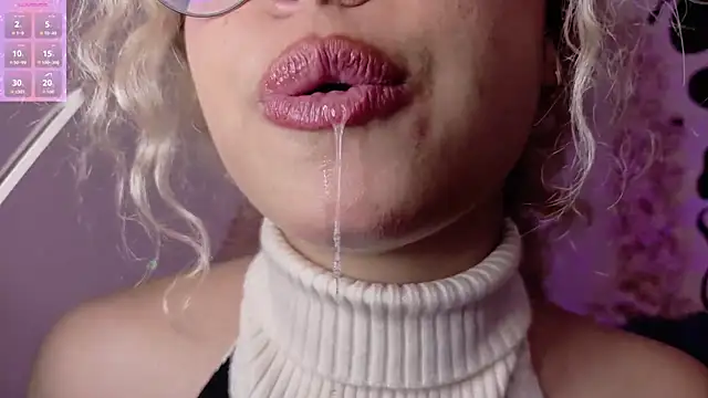 Haelycute online show from July 26, 2:19 am