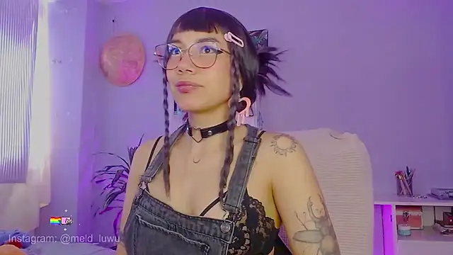 melissahowl online show from July 3, 8:15 pm