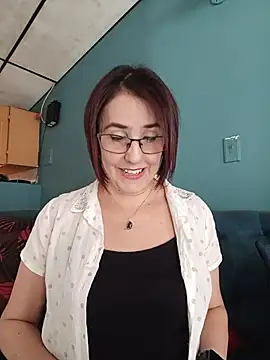 IsisBlake online show from August 3, 8:14 pm