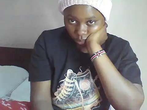 EBONYVANILLA02 online show from April 28, 7:56 am