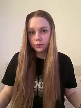 Marylallka5 online show from July 6, 8:30 am
