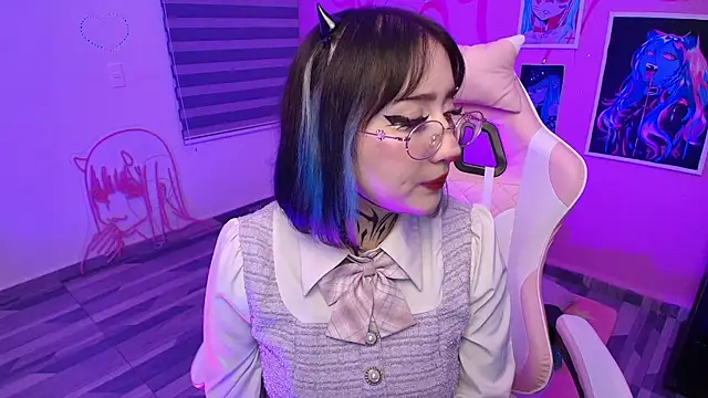 Miwa violet online show from July 1, 4:01 am