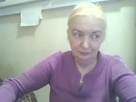 Meri798 online show from May 2, 8:01 pm