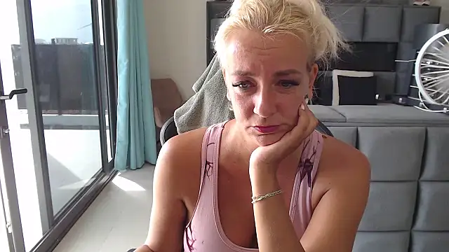 Wendysexyx online show from July 27, 1:30 pm