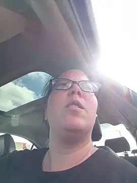 Snapshot of Hotmess_express420 chatting on September 23, 7:34 pm Hotmess express420 online show from September 23, 7:34 pm