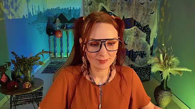 Snapshot of VandaRossi chatting on October 19, 10:06 am VandaRossi online show from October 19, 10:06 am