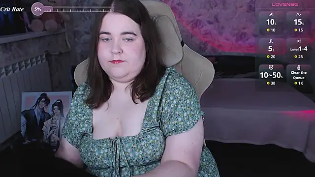 Estelle Hicks online show from July 10, 7:25 pm