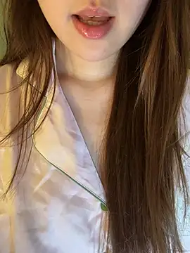 minmin2kk5 online show from July 5, 4:01 pm