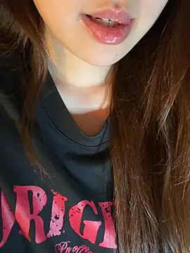 minmin2kk5 online show from July 8, 4:53 pm