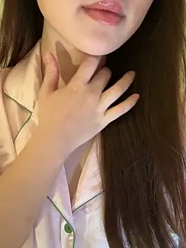 minmin2kk5 online show from July 14, 2:49 am