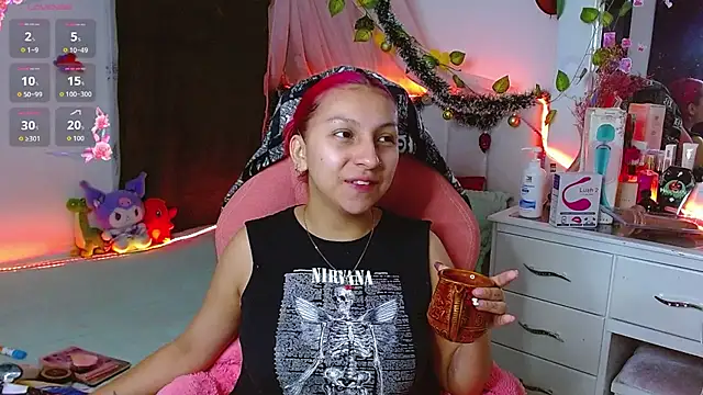 Littlerouse  online show from December 20, 11:20 pm