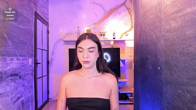 saracaball  online show from October 31, 4:25 am