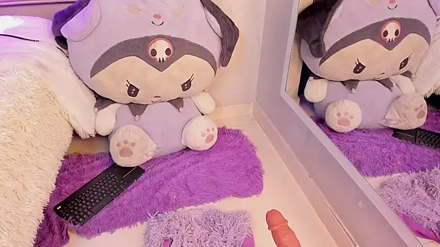 miia  baker online show from September 16, 12:35 pm