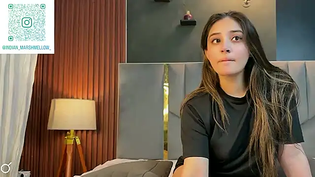 demieliss online show from October 26, 5:41 pm