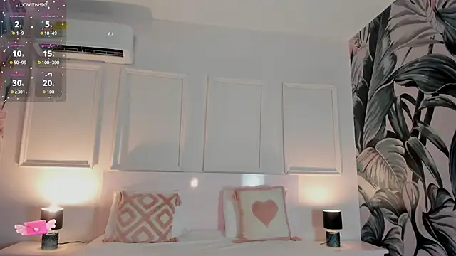 Aprillbrunette online show from December 20, 2:37 am