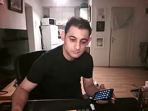 mihaimichael online show from July 11, 9:15 pm
