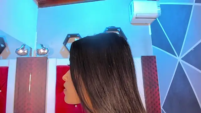 Karoll014 online show from February 10, 12:19 pm