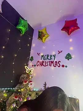 AlisonHoot69 online show from November 30, 4:38 am