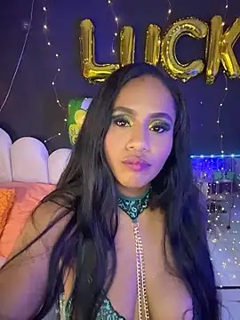 AlisonHoot69 online show from March 18, 12:59 am