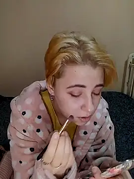 Gussie Bridie online show from February 15, 8:24 am