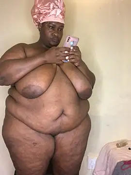 bustytitsxxx online show from June 25, 4:23 am
