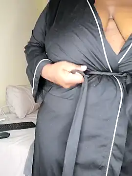 bustytitsxxx online show from July 25, 7:59 am