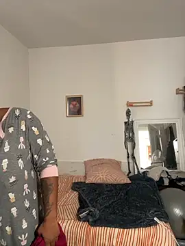 Goddess Nafeesha online show from October 29, 3:04 pm