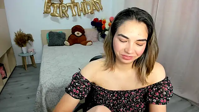 Alexa Dolly12 online show from July 30, 7:09 am