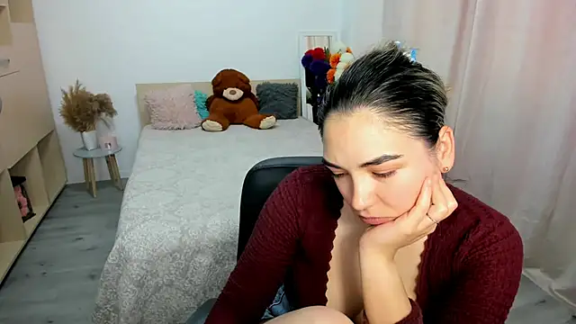 Alexa Dolly12 online show from June 27, 8:59 am