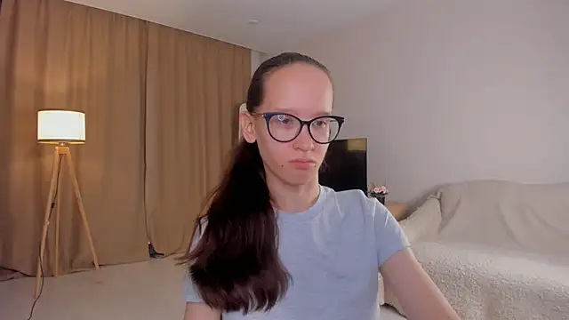 BettyBrowni online show from October 15, 4:20 pm