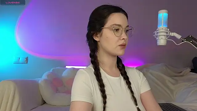 AokiAnna online show from October 11, 5:56 am