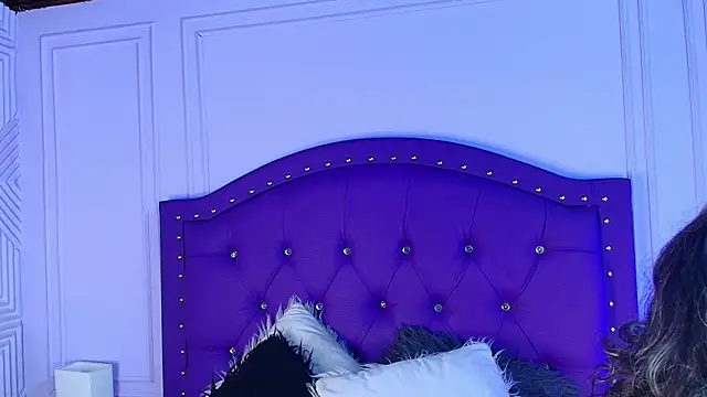 sarah banks1 online show from July 2, 11:05 am